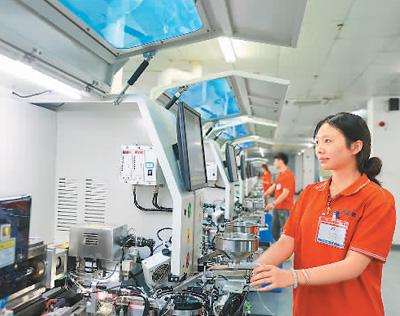 中國外貿(mào)展現(xiàn)韌性活力